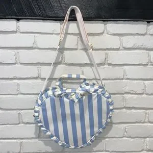 Stoney Clover Lane Hydrangea mini heart Backpack new without tags. Stoney Clover Lane | Bags | Stoney Clover Lane Hydrangea  main image 3